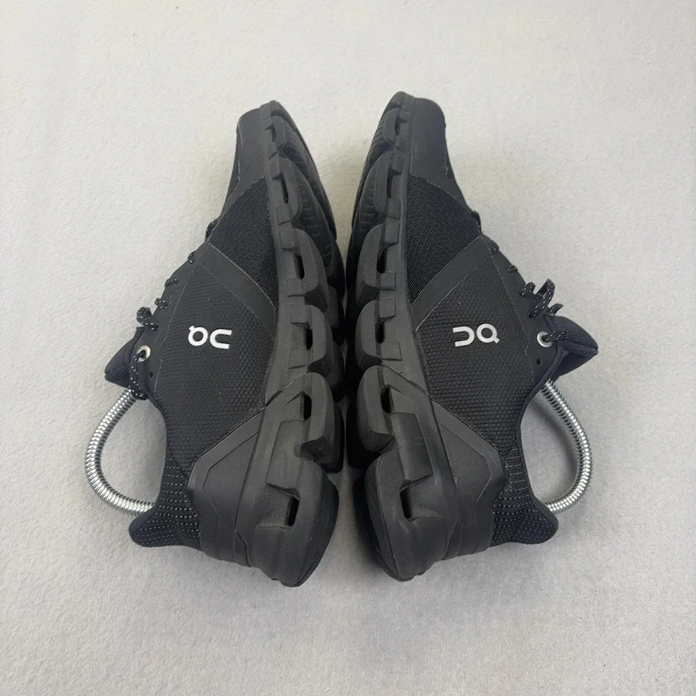 On Cloudflyer WP Shoes Womens Size 7 Black Waterproof Running Sneakers CloudTec